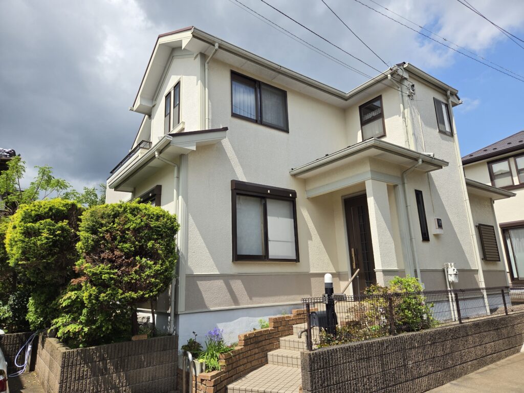 千葉市緑区 あすみが丘 O様邸 外壁、付帯部塗装工事・屋根カバー工法の施工前