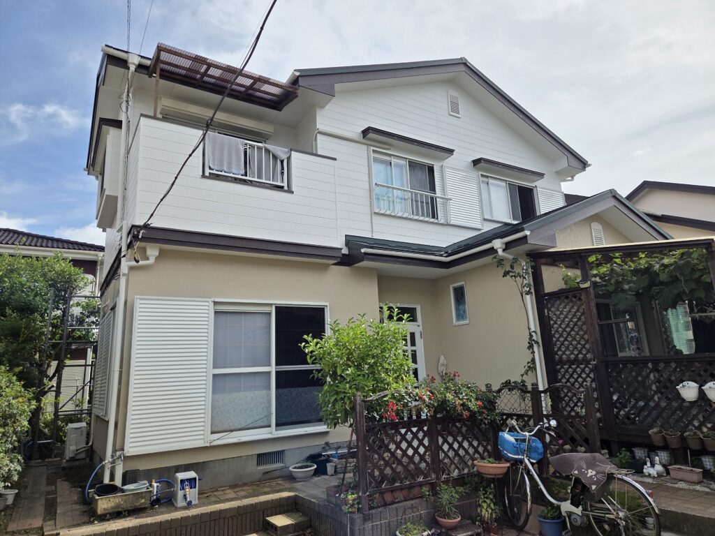 茂原市緑ヶ丘 　T様邸　外壁、付帯部塗装工事・屋根カバー工法